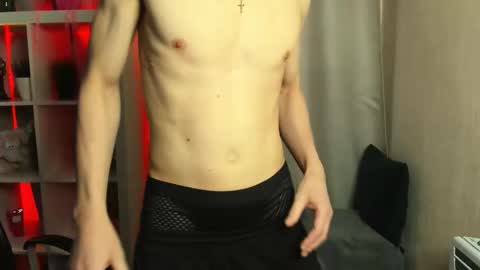 Snapshot of tommy_cabrio chatting on 15, 12, 2025 Tommy online show from 15, 12, 2025