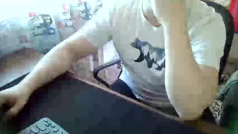 Snapshot of tommy_li_2 chatting on 25, 1, 2025 Tommi Li online show from 25, 1, 2025