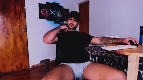 tommy_sccott online show from 5, 2, 2025