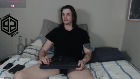 Tommy Sins online show from 15, 10, 2025