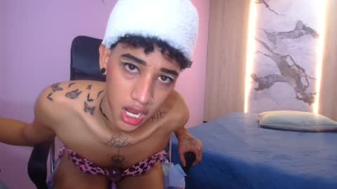 tommy_sweet1 online show from 20, 1, 2025