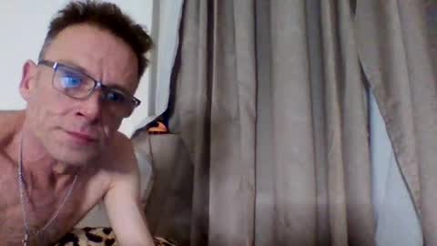 Snapshot of tommyandtomara chatting on 24, 3, 2026 tommyandtomara online show from 24, 3, 2026