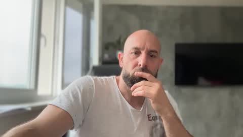 Thomas Fit online show from 3, 6, 2026