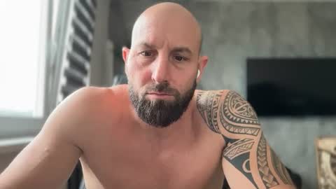 Snapshot of tommyx01 chatting on 7, 7, 2026 Thomas Fit online show from 7, 7, 2026