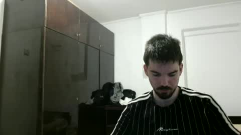 Snapshot of tomylind chatting on 24, 6, 2026 Onlyfans - Tomylind keep you in touch there online show from 24, 6, 2026