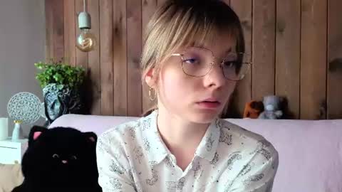 Snapshot of tonitatooker chatting on 10, 6, 2026 Melissa online show from 10, 6, 2026