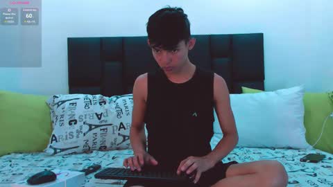 Snapshot of tonny_twink_ chatting on 31, 1, 2025 Tonny online show from 31, 1, 2025