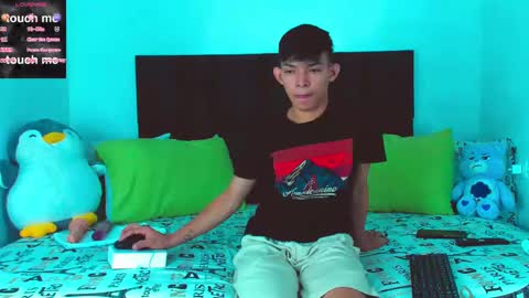 Snapshot of tonny_twink_ chatting on 9, 2, 2025 Tonny online show from 9, 2, 2025