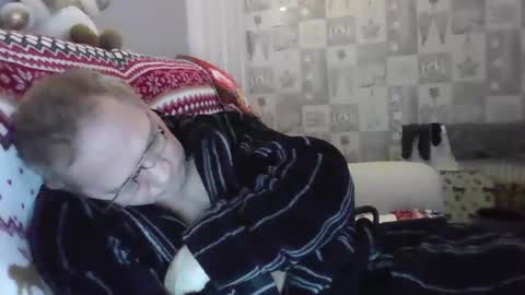 Snapshot of tony14712 chatting on 6, 12, 2024 tony14712 online show from 6, 12, 2024