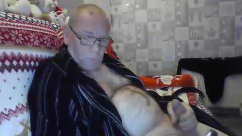 Snapshot of tony14712 chatting on 7, 12, 2024 tony14712 online show from 7, 12, 2024