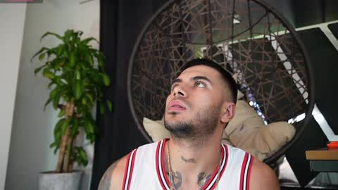 Snapshot of tony_newmen chatting on 14, 1, 2025 tony online show from 14, 1, 2025