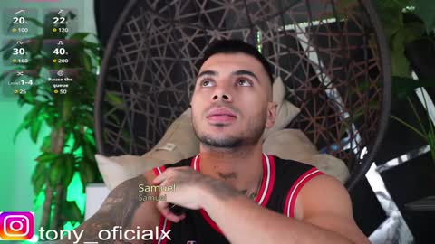 Snapshot of tony_newmen chatting on 5, 2, 2025 tony online show from 5, 2, 2025