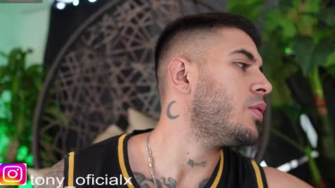 Snapshot of tony_newmen chatting on 8, 2, 2025 tony online show from 8, 2, 2025