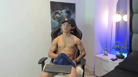 tony_petrov online show from 1, 10, 2025