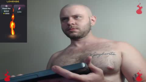 Snapshot of tony_white_7 chatting on 22, 4, 2026 TONY online show from 22, 4, 2026