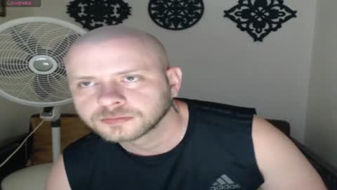 Snapshot of tony_white_7 chatting on 22, 7, 2026 TONY online show from 22, 7, 2026