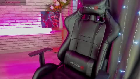 Snapshot of tonya_gray chatting on 22, 12, 2024 tonya_gray online show from 22, 12, 2024