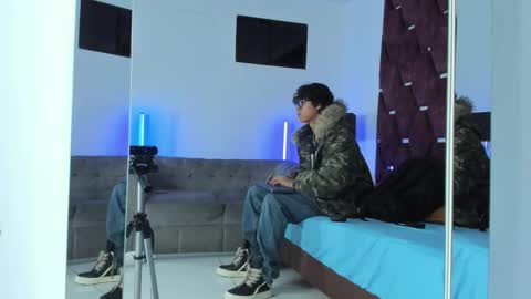 Tony Benedetti online show from 8, 3, 2026