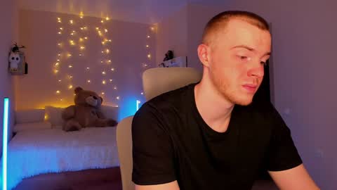 toohornyserj online show from 8, 12, 2024