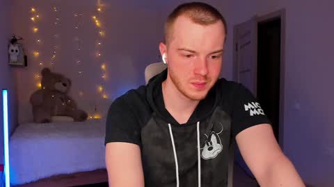 toohornyserj online show from 12, 12, 2024