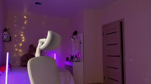 toohornyserj online show from 16, 12, 2024