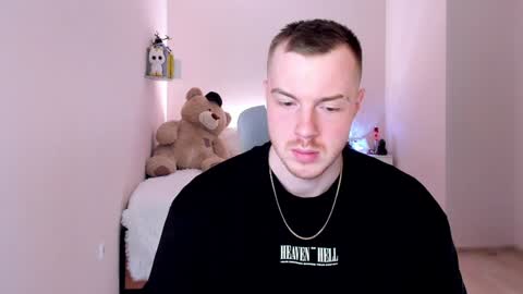 toohornyserj online show from 26, 1, 2025