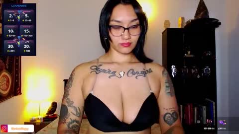 Snapshot of toothyy chatting on 6, 12, 2024 toothyy online show from 6, 12, 2024