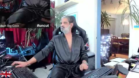 Snapshot of topalphaboss chatting on 6, 10, 2025 topalphaboss online show from 6, 10, 2025