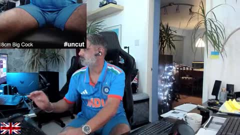 Snapshot of topalphaboss chatting on 17, 10, 2025 topalphaboss online show from 17, 10, 2025