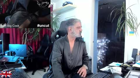 Snapshot of topalphaboss chatting on 21, 10, 2025 topalphaboss online show from 21, 10, 2025