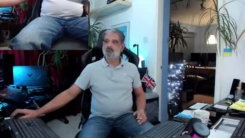 Snapshot of topalphaboss chatting on 25, 10, 2025 topalphaboss online show from 25, 10, 2025