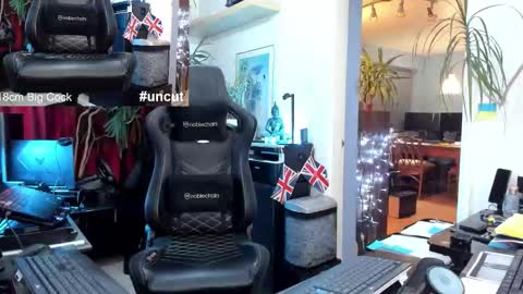 Snapshot of topalphaboss chatting on 31, 10, 2025 topalphaboss online show from 31, 10, 2025