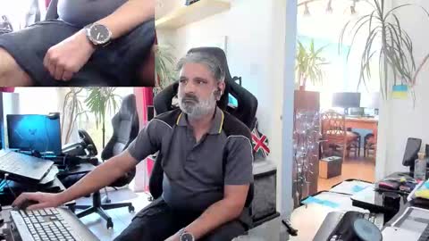 Snapshot of topalphaboss chatting on 31, 10, 2025 topalphaboss online show from 31, 10, 2025