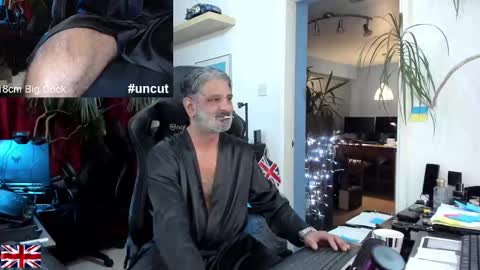 Snapshot of topalphaboss chatting on 4, 11, 2025 topalphaboss online show from 4, 11, 2025