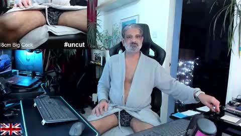 Snapshot of topalphaboss chatting on 7, 11, 2025 topalphaboss online show from 7, 11, 2025