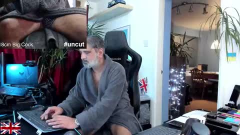 Snapshot of topalphaboss chatting on 16, 11, 2025 topalphaboss online show from 16, 11, 2025