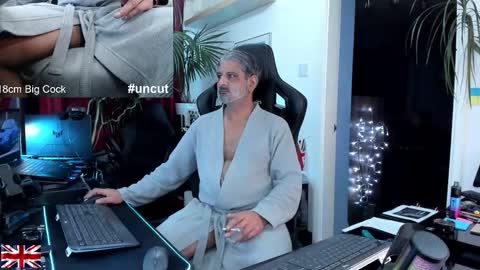 Snapshot of topalphaboss chatting on 25, 11, 2025 topalphaboss online show from 25, 11, 2025