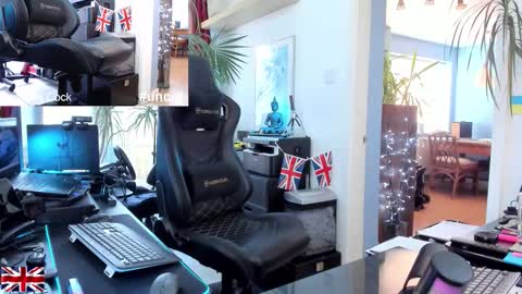 Snapshot of topalphaboss chatting on 28, 11, 2025 topalphaboss online show from 28, 11, 2025