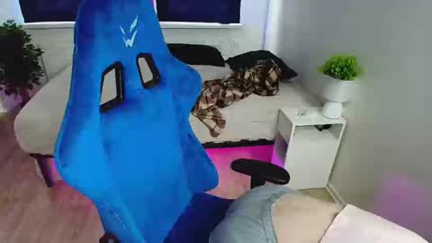 topcranberry online show from 2, 3, 2025