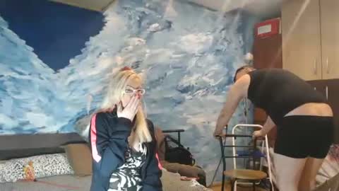 Tara J online show from 1, 2, 2025