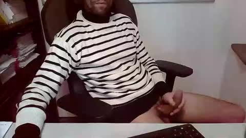 Snapshot of topg84 chatting on 25, 11, 2025 Topg84 online show from 25, 11, 2025