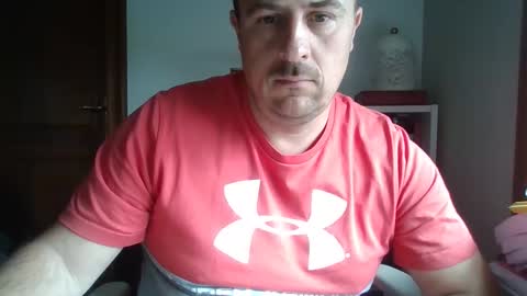 Snapshot of tophunk84 chatting on 17, 5, 2026 tophunk84 online show from 17, 5, 2026