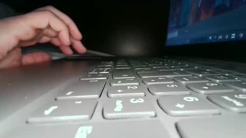 toponipi10 online show from 31, 12, 2024