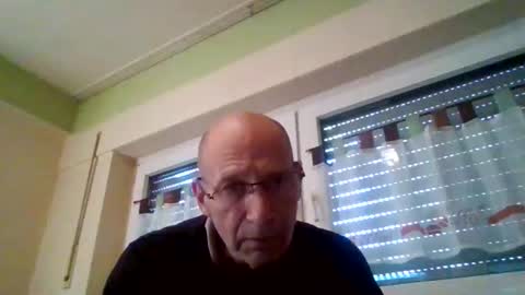 Snapshot of torasemi chatting on 15, 5, 2026 Torasemi online show from 15, 5, 2026