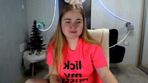 tori_blond online show from 23, 12, 2024