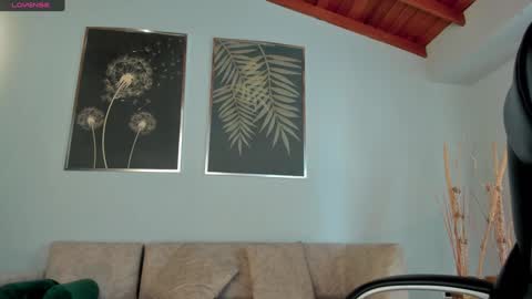 Snapshot of toricross1 chatting on 21, 1, 2025 Tori Cross online show from 21, 1, 2025