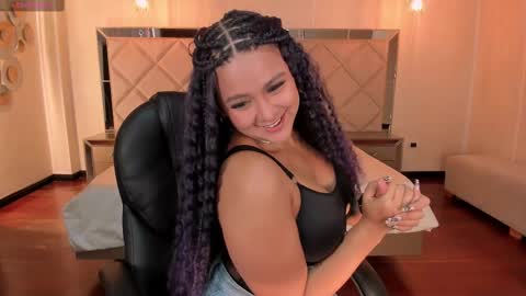 Snapshot of toricross1 chatting on 20, 2, 2025 Tori Cross online show from 20, 2, 2025