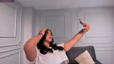 Snapshot of toricross1 chatting on 5, 10, 2025 Tori Cross online show from 5, 10, 2025