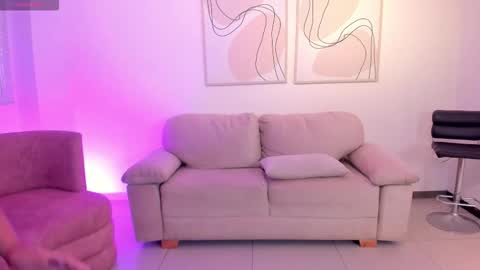 Snapshot of toricross1 chatting on 22, 10, 2025 Tori Cross online show from 22, 10, 2025