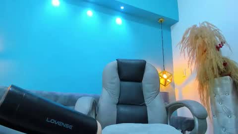 Snapshot of tory_bbc chatting on 9, 10, 2025 Torybigdick online show from 9, 10, 2025